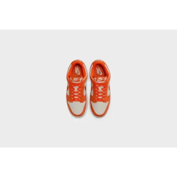 Nike Dunk Low Safety Orange & Light Bone Women's US Size Womens 11 Mens 9.5 NIB - Picture 9 of 16